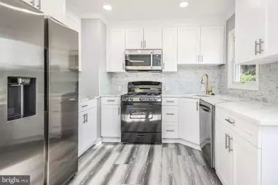 9813 Braddock Road, Silver Spring, MD 20903 - Photo 9