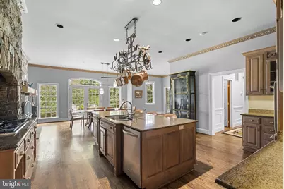 13611 Deakins Lane, Darnestown, MD 20874 - Photo 19