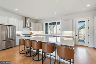9767 Azure Aly, Bethesda, MD 20817 - Photo 13