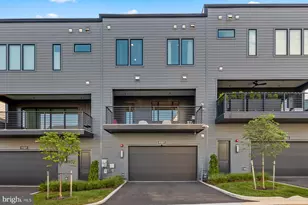9767 Azure Aly, Bethesda, MD 20817 - Photo 3
