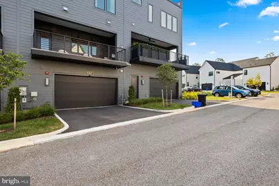 9767 Azure Aly, Bethesda, MD 20817 - Photo 15