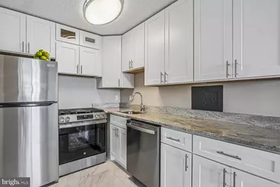 5225 Pooks Hill Road #1514S, Bethesda, MD 20814 - Photo 7