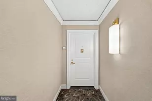 4601 N Park Ave, Chevy Chase, MD 20815 - Photo 27