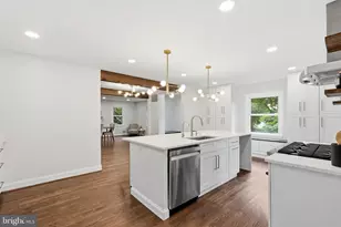 7620 Winterberry Pl, Bethesda, MD 20817 - Photo 5