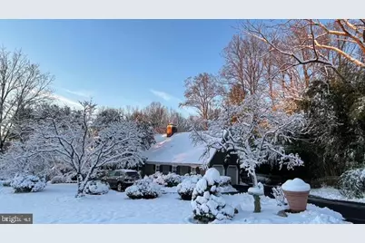 9612 Kentsdale Drive, Potomac, MD 20854 - Photo 3