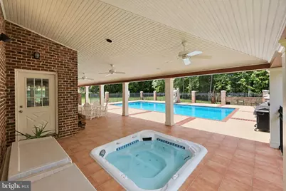 10804 Lockland Road, Potomac, MD 20854 - Photo 5