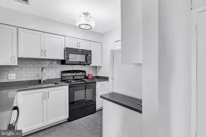 5716 Chapman Mill Drive #150, Rockville, MD 20852 - Photo 7