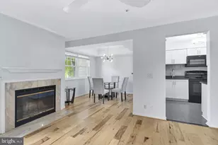 5716 Chapman Mill Dr, Rockville, MD 20852 - Photo 3