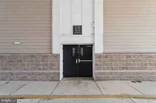 501 Hungerford Dr, Rockville, MD 20850 - Photo 27