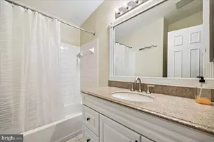 10623 Pine Haven Terrace, North Bethesda, MD 20852 - Photo 27