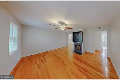 2210 Washington Avenue #301, Silver Spring, MD 20910 - Photo 7