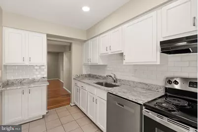 11949 Bargate Court, North Bethesda, MD 20852 - Photo 9