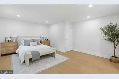 6404 W Halbert Road, Bethesda, MD 20817 - Photo 33