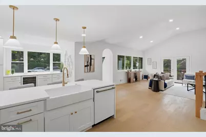 6404 W Halbert Road, Bethesda, MD 20817 - Photo 23