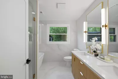 6404 W Halbert Road, Bethesda, MD 20817 - Photo 35