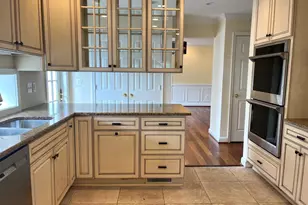 4105 Edgevale Ct, Chevy Chase, MD 20815 - Photo 9