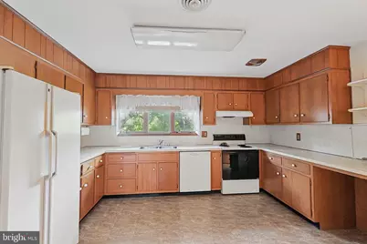 8810 Emory Grove Road, Gaithersburg, MD 20877 - Photo 9