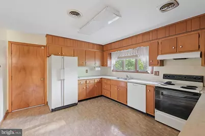8810 Emory Grove Road, Gaithersburg, MD 20877 - Photo 11