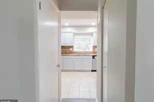 12839 Kitchen House Way, Germantown, MD 20874 - Photo 11
