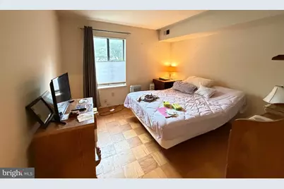 11315 Commonwealth Drive #T4, Rockville, MD 20852 - Photo 5