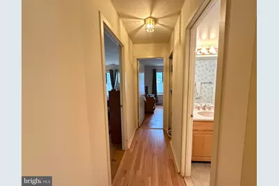 11315 Commonwealth Drive #T4, Rockville, MD 20852 - Photo 9