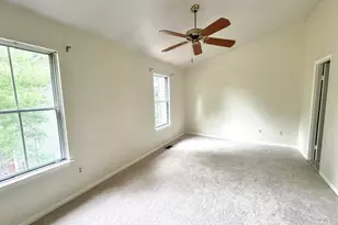 20014 Lake Park Dr, Germantown, MD 20874 - Photo 9