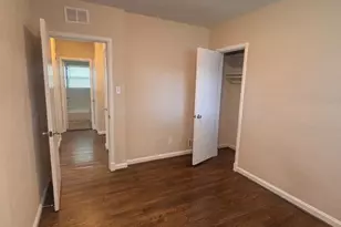 11203 Dodson Ln, Silver Spring, MD 20902 - Photo 17