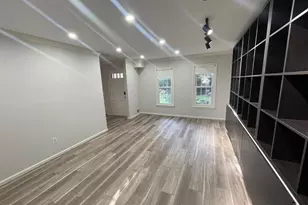 9609 Barkston Ct, Rockville, MD 20850 - Photo 7