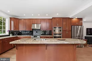 6100 Gloster Rd, Bethesda, MD 20816 - Photo 15