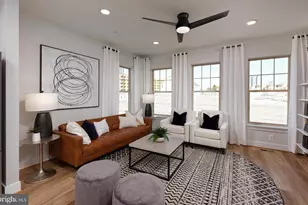 1213 Rockwell Ave, Gaithersburg, MD 20878 - Photo 3
