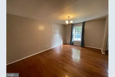 10075 Maple Leaf Drive, Montgomery Village, MD 20886 - Photo 7