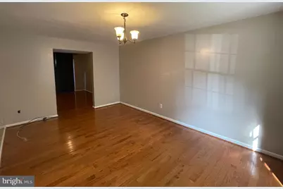 10075 Maple Leaf Drive, Montgomery Village, MD 20886 - Photo 11