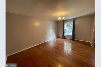 10075 Maple Leaf Drive, Montgomery Village, MD 20886 - Photo 9