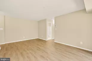 7903 Coriander Dr, Gaithersburg, MD 20879 - Photo 17