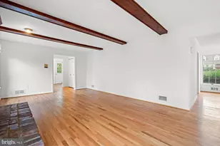 9601 Persimmon Tree Rd, Potomac, MD 20854 - Photo 19