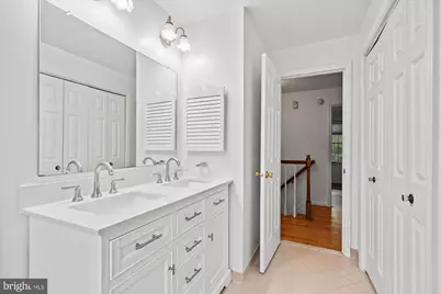 9601 Persimmon Tree Road, Potomac, MD 20854 - Photo 33