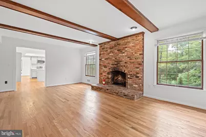 9601 Persimmon Tree Road, Potomac, MD 20854 - Photo 17