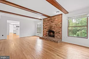 9601 Persimmon Tree Rd, Potomac, MD 20854 - Photo 17
