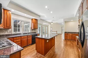 21400 Manor View Cir, Germantown, MD 20879 - Photo 21