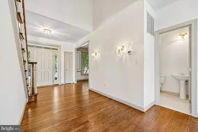 21400 Manor View Circle, Germantown, MD 20879 - Photo 11