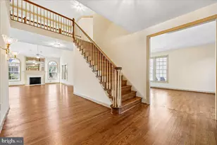 21400 Manor View Cir, Germantown, MD 20879 - Photo 7