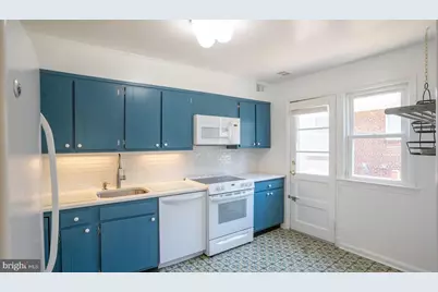 9228 E Parkhill Drive, Bethesda, MD 20814 - Photo 3