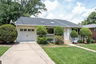 9228 E Parkhill Dr, Bethesda, MD 20814 - Photo 31