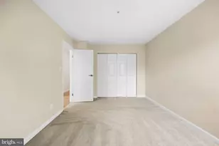 18500 Boysenberry Dr, Gaithersburg, MD 20879 - Photo 13