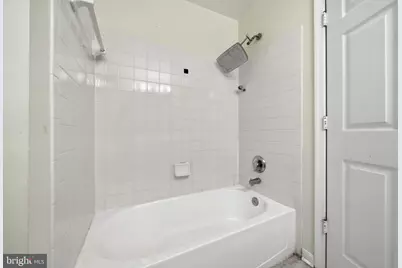18805 Sparkling Water Drive #7/202, Germantown, MD 20874 - Photo 31