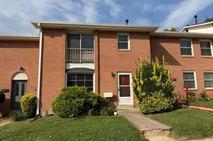 17704 Topfield Dr, Gaithersburg, MD 20877 - Photo 1
