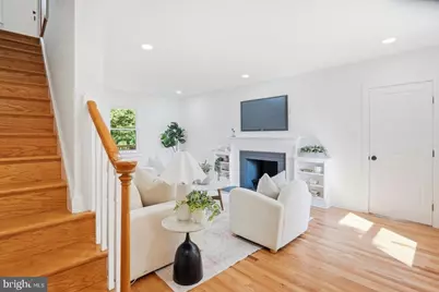 9424 Colesville Road, Silver Spring, MD 20901 - Photo 17