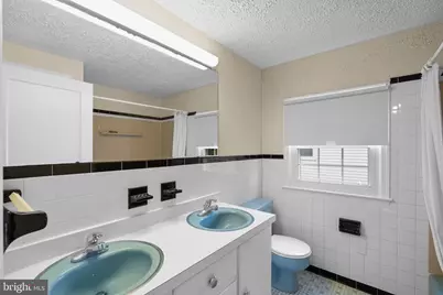 319 Saint Lawrence Drive, Silver Spring, MD 20901 - Photo 23