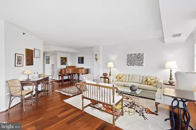 5450 Whitley Park Terrace #910, Bethesda, MD 20814 - Photo 3