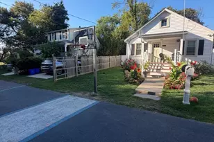 304 Marshall St, Gaithersburg, MD 20877 - Photo 1